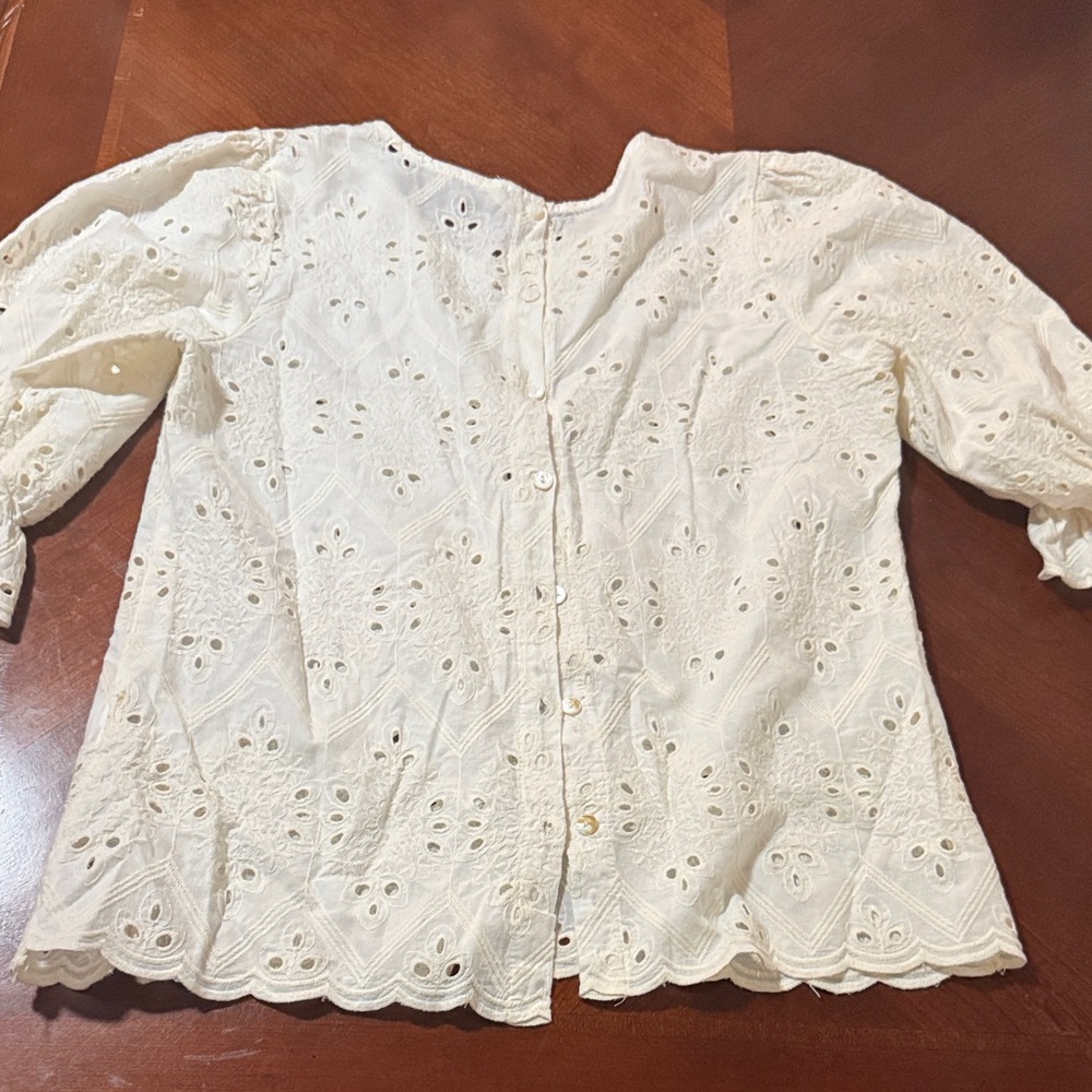 Anthropologie solitaire Sz medium M cottagecore Cream Eyelet Women's Top - Picture 9 of 9